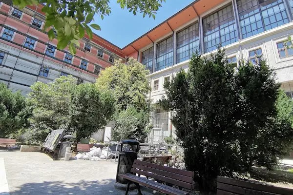 İstanbul Üniversitesi - Resim 17