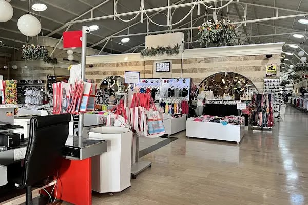 Lyra Park Alışveriş Ve Eğlence Merkezi - Resim 11