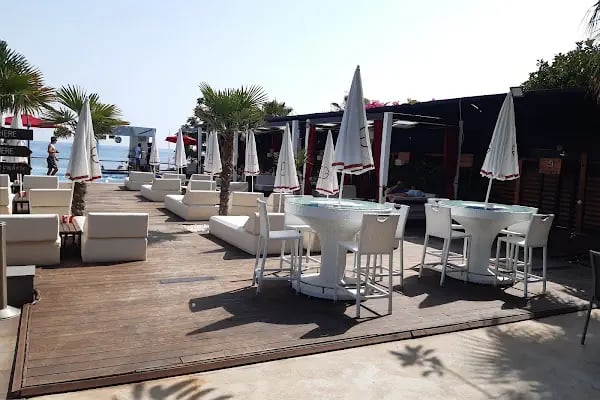 Goya Beach Club - Resim 17