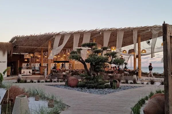 Goya Beach Club - Resim 8