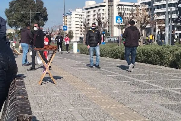 Konak İskele Tramvay Durağı - Resim 19