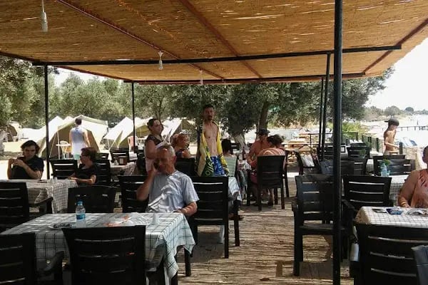 ÇEŞME CENNET VADİSİ TATİL KÖYÜ ÇADIR &amp; KARAVAN KAMP ALANI - Resim 16
