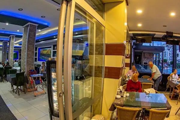 SOFİA GARDEN CAFE &amp; BRASSERİE - Resim 18