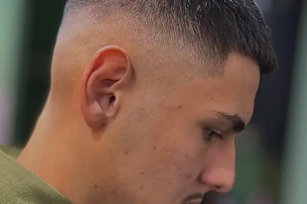 Leo Barbershop - Resim 19