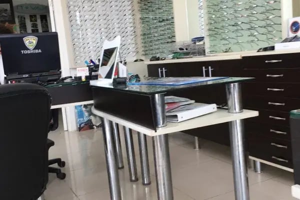 Başiskele optik - Resim 1