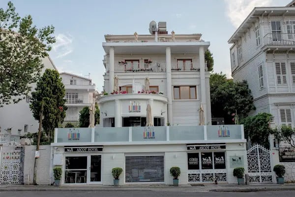 Ascot Hotel Büyükada - Resim 12