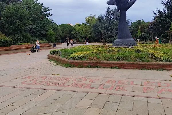 Özgürlük Parkı Amfi Tiyatro - Resim 20