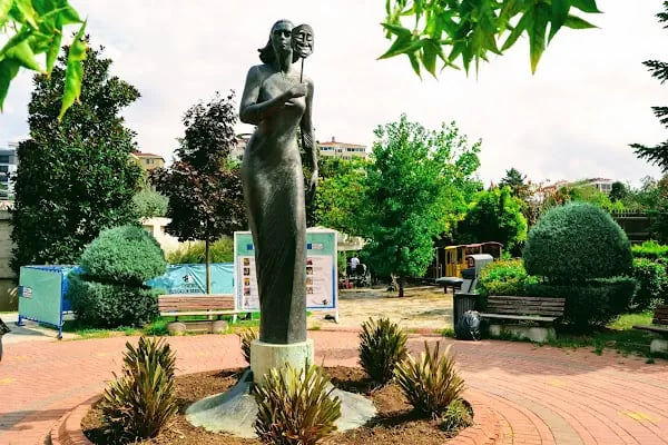 Özgürlük Parkı Amfi Tiyatro - Resim 13