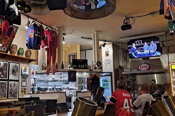 Cafe Mai - Resim 6
