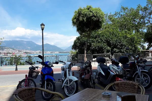 Cafe Mai - Resim 14