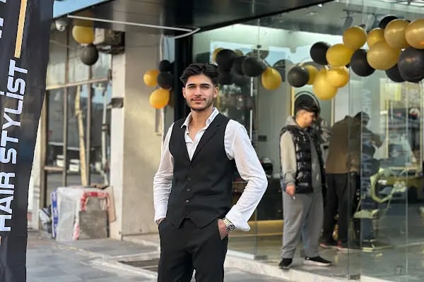 TALHA YILDIRIM VİP MAKAS mersin berber - Resim 1