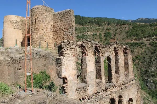 Saimbeyli Kalesi - Resim 4