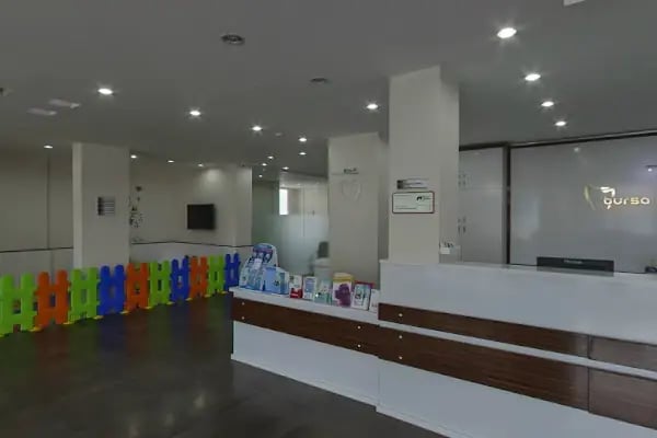 Dr. Dt. Ayça Özkan Yalçınkaya Bursa Uzmanlar diş polk - Resim 4