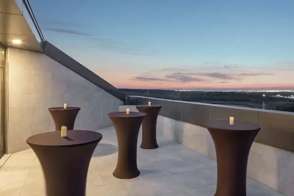 Hampton by Hilton - Resim 13