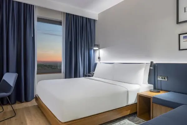 Hampton by Hilton - Resim 17