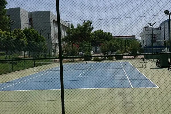 Akdeniz Üniversitesi Tenis Kortları - Resim 7