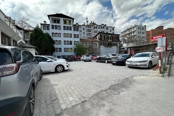 Bizim Otopark - Resim 3