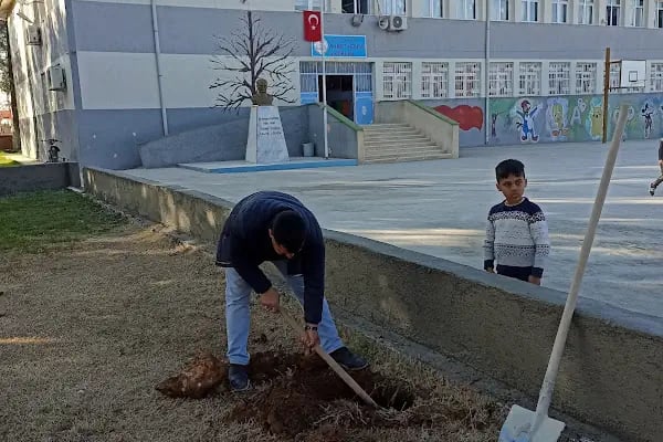 Ahmet Yesevi İlkokulu - Resim 5