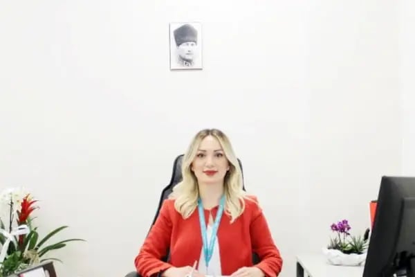 Op. Dr. Burçin Kaya Hüseyinoğlu - Resim 1