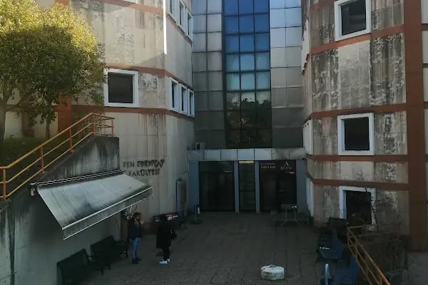 Kocaeli Üniversitesi Fen Edebiyat Fakültesi - Resim 2