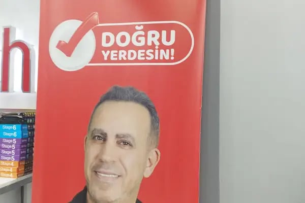 Just English Dil Okulları - İngilizce Kursu Bursa-Heykel - Resim 14