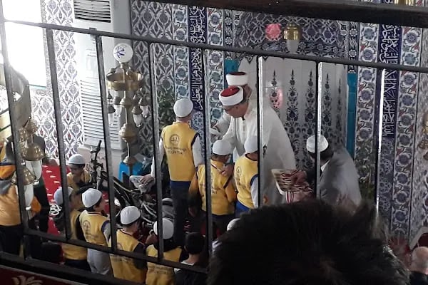Mustafa Şahin Cami ve Gençlik Merkezi - Resim 15