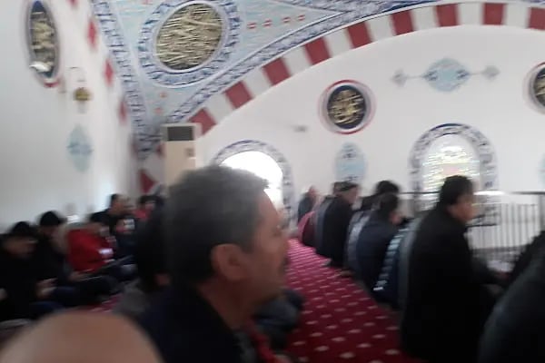 Mustafa Şahin Cami ve Gençlik Merkezi - Resim 19