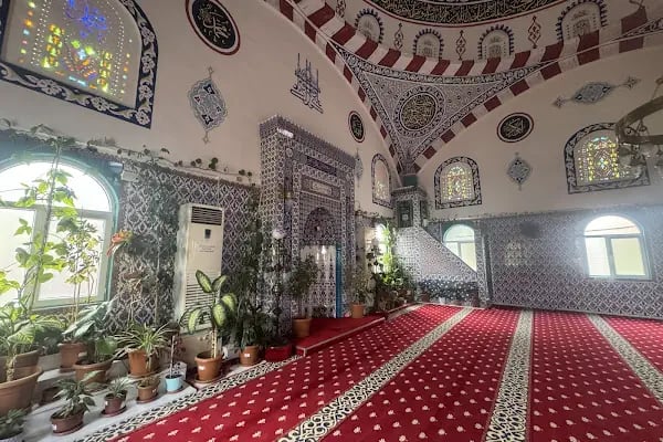 Mustafa Şahin Cami ve Gençlik Merkezi - Resim 2