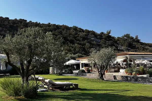 Lucca Beach - Resim 9