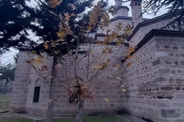 Karacabey Türbesi - Resim 11