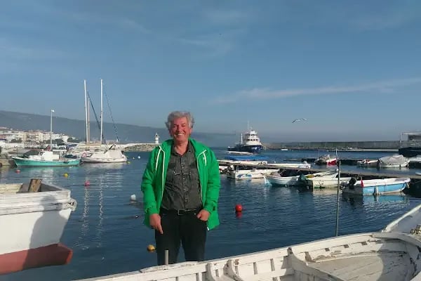 Armutlu Balıkçı Limanı - Resim 4