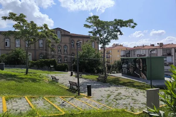 Balıkesir Lisesi - Resim 9