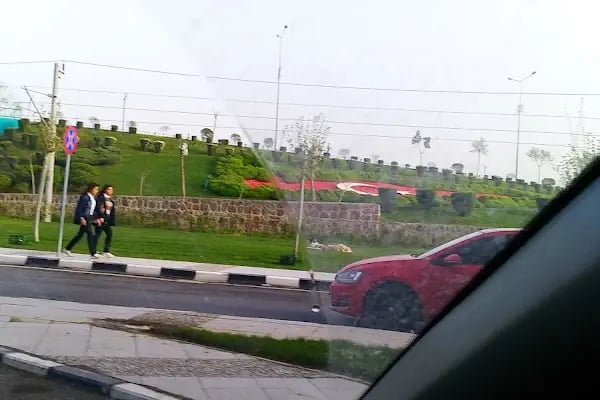 Manisa Gençlik Parkı- (Gençlik Cafe) - Resim 15