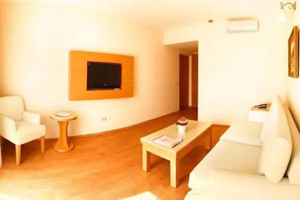 Cesars Beach Club - Resim 4