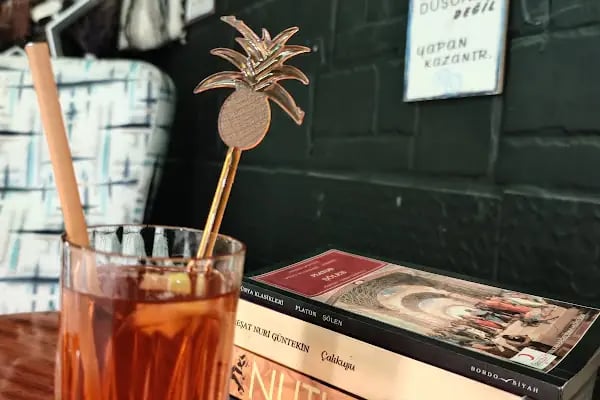 Cafe Luna - Resim 2
