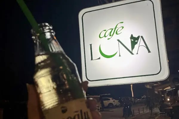 Cafe Luna - Resim 8