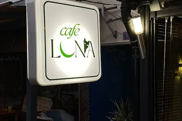 Cafe Luna - Resim 10
