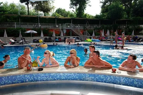 Club Paradiso Hotel & Resort - Resim 3