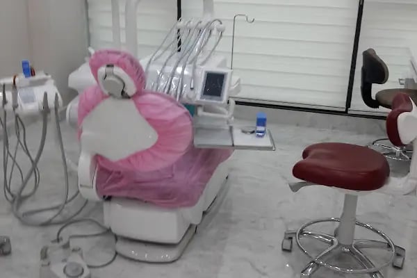 Özel Ayşe Erken Ağız ve Diş Sağlığı Polikliniği - Resim 10