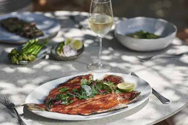 Osman's Place Pestaurant - Resim 3