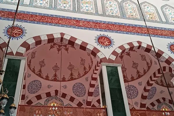 Hz. Ebubekir Camii - Resim 4