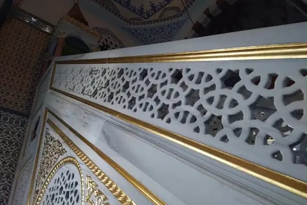 Hz. Ebubekir Camii - Resim 16