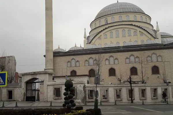 Hz. Ebubekir Camii - Resim 1