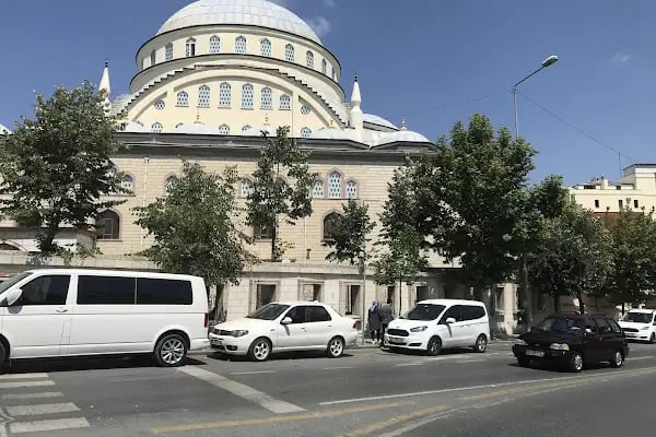 Hz. Ebubekir Camii - Resim 3
