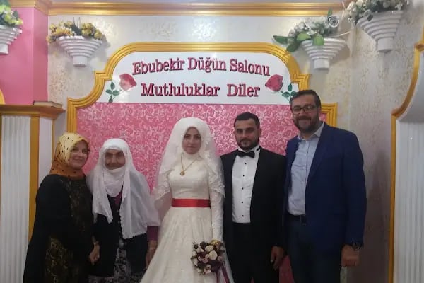Hz. Ebubekir Camii - Resim 11