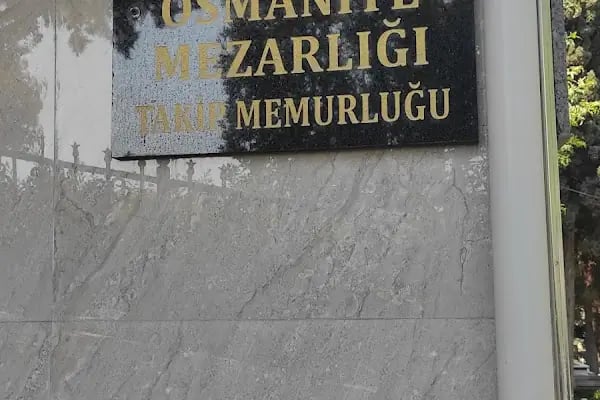 Merter Mezarlığı - Resim 5