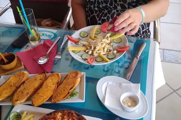 Golden Spoon Restaurant - Resim 14