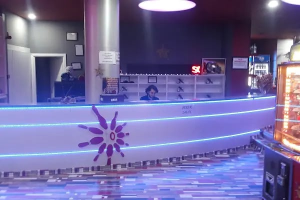 Tenpin Bowling Center - Resim 15