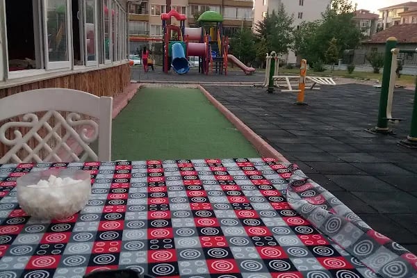 Dinlenme Çocuk Ve Cafe Parkı - Resim 3