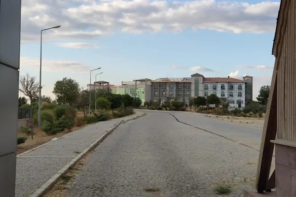 Dokuz Eylül Üniversitesi Turizm Fakültesi - Uygulamalı Bilimler Yüksekokulu - Resim 13
